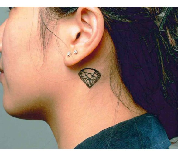 tatto ephemere, tatouage ephémére, tatouage diamant, tatouage pierre